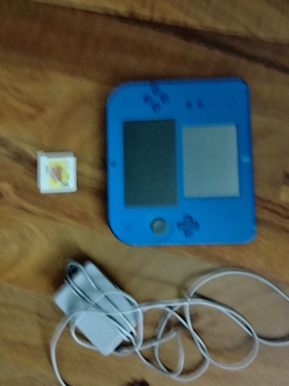 Nintendo Blue 2DS With Game